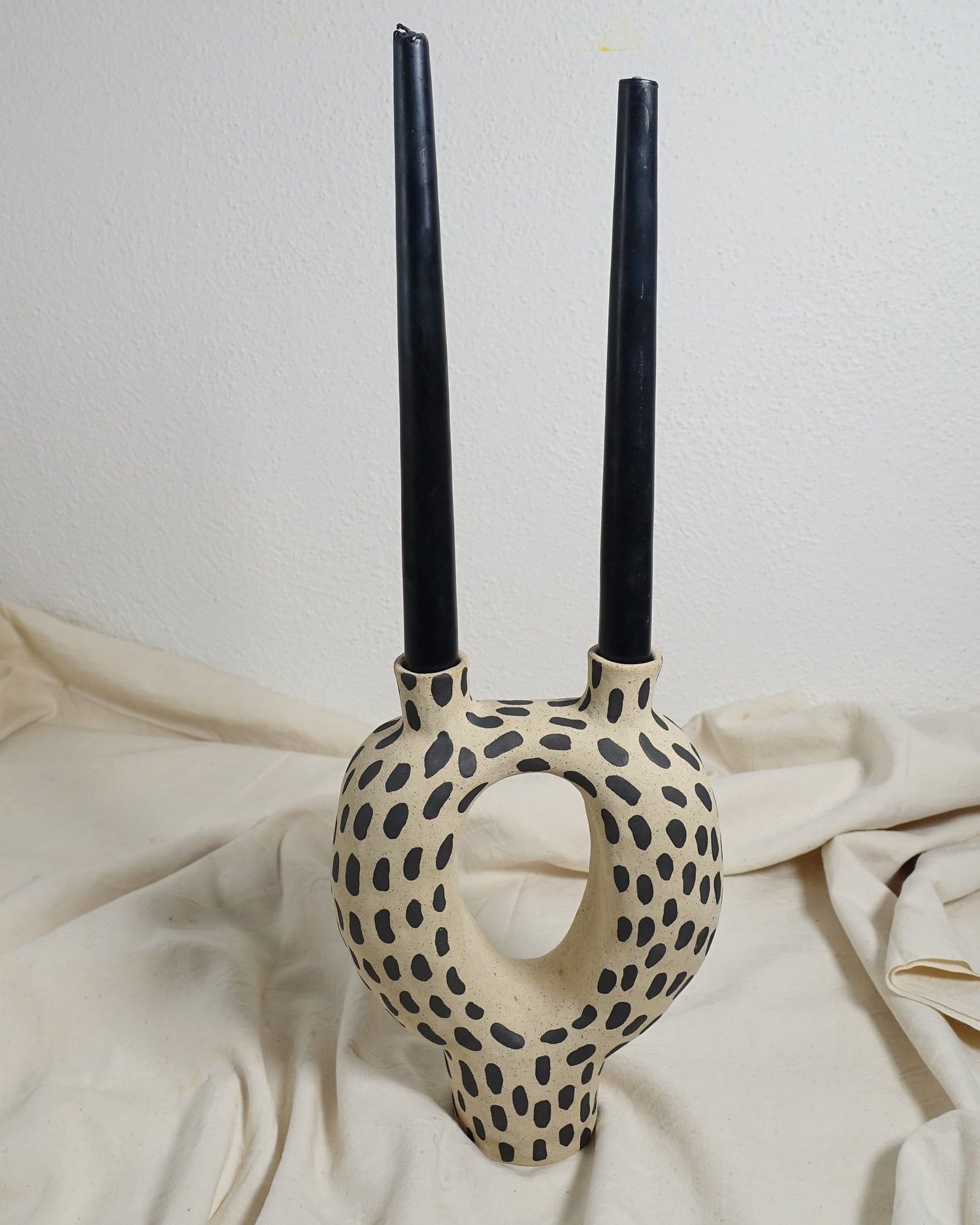 Candelabro avana con con engobbio nero
