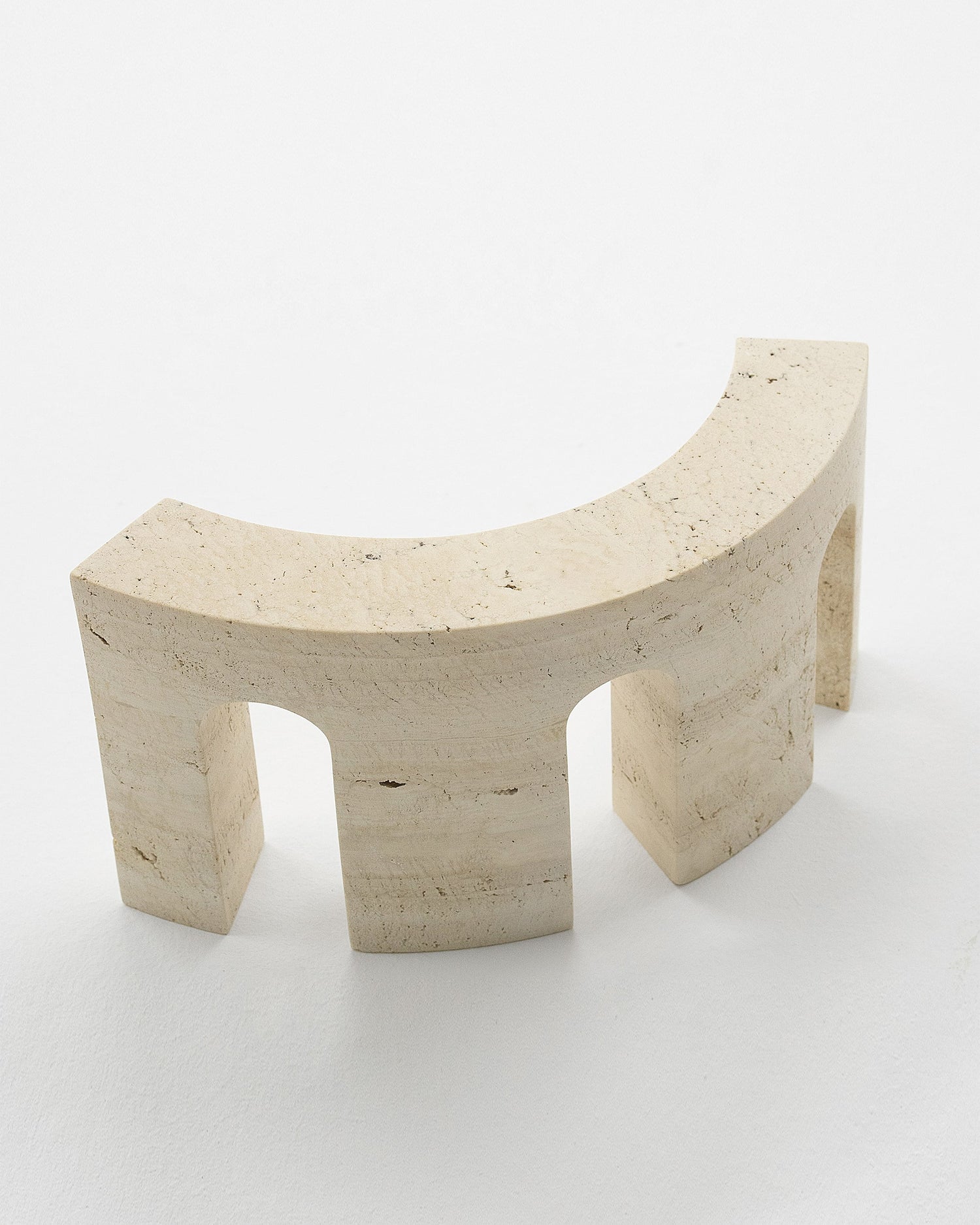 Gladio+Alba - Travertino