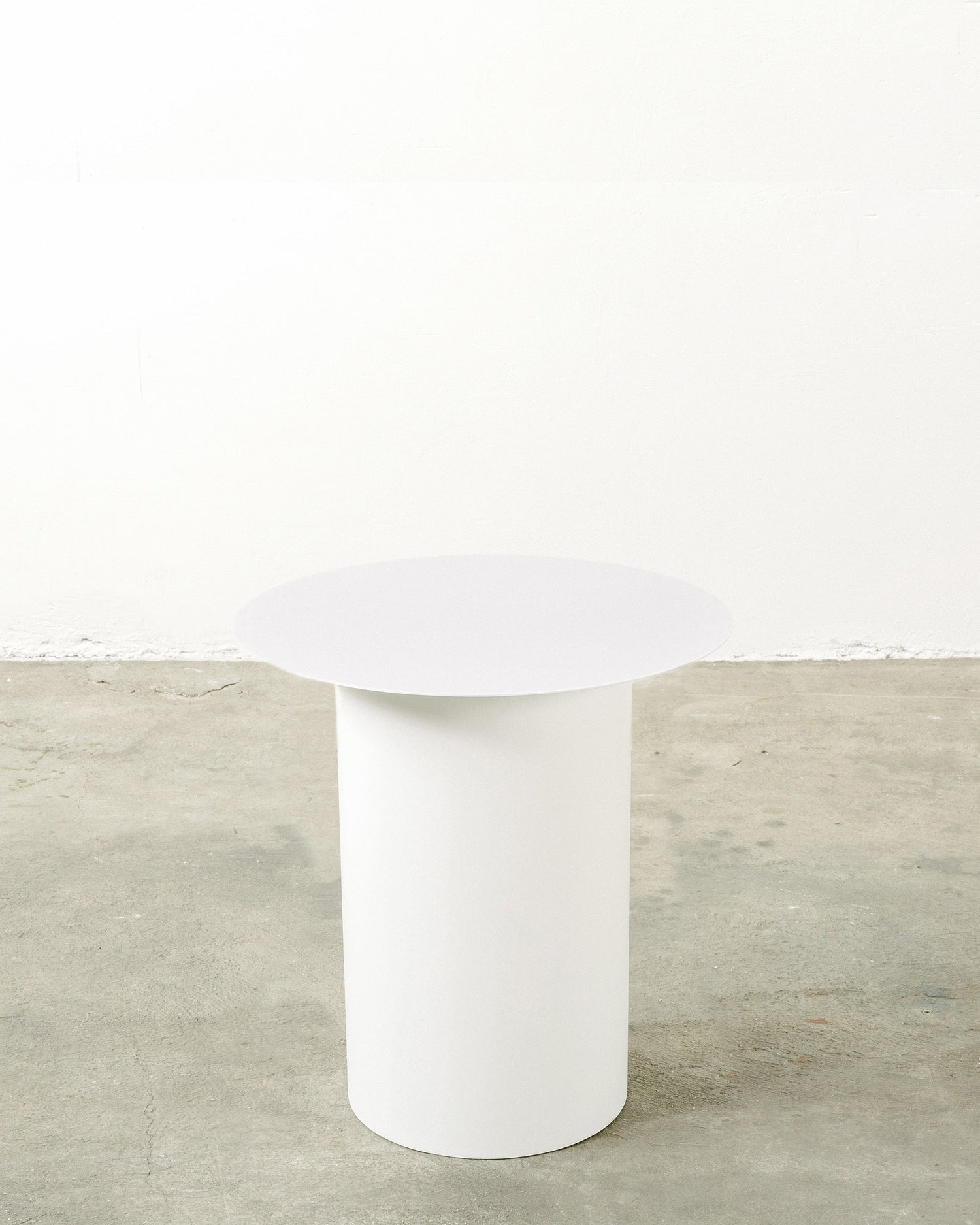 CHIODO 4: Tavolino, sgabello, comodino