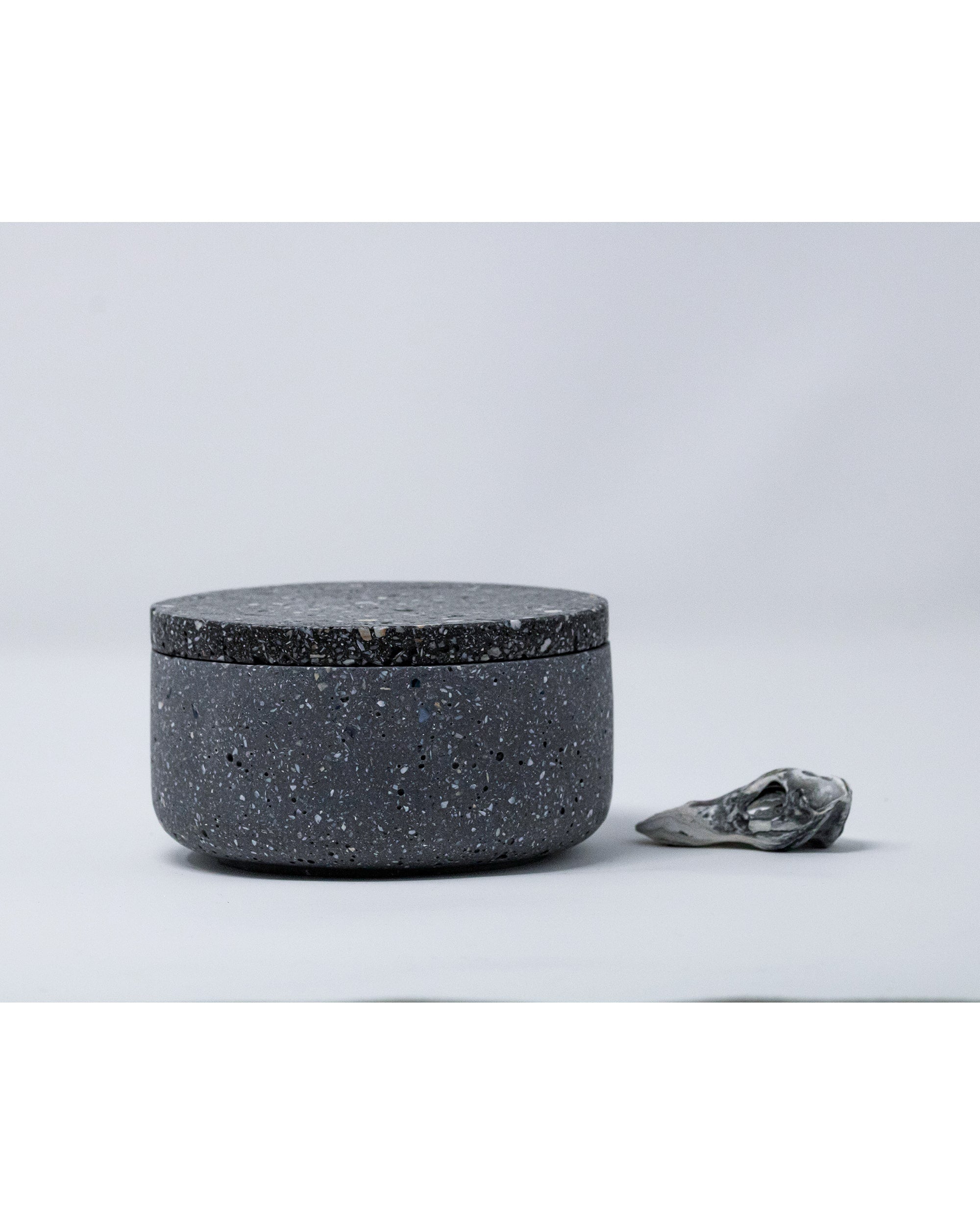 Salsedine Jar with lid - nero