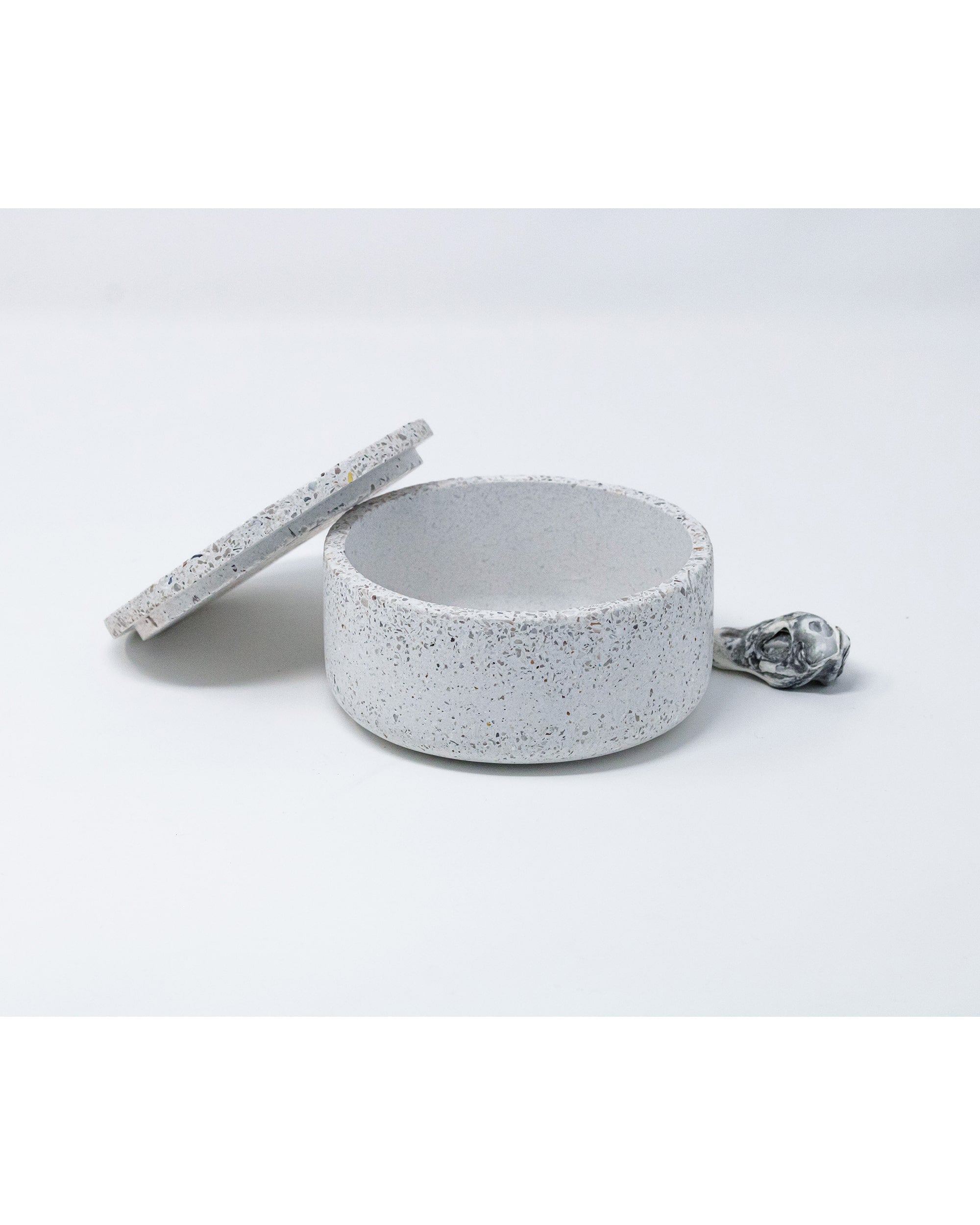 Salsedine Jar with lid - bianco