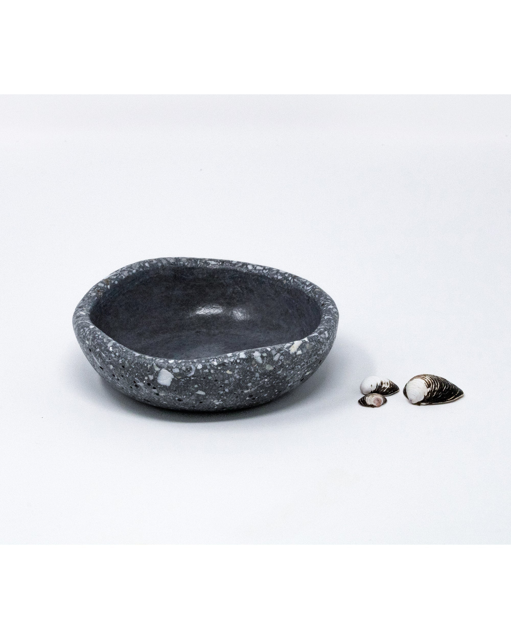 Tiny Bowl Black Salt