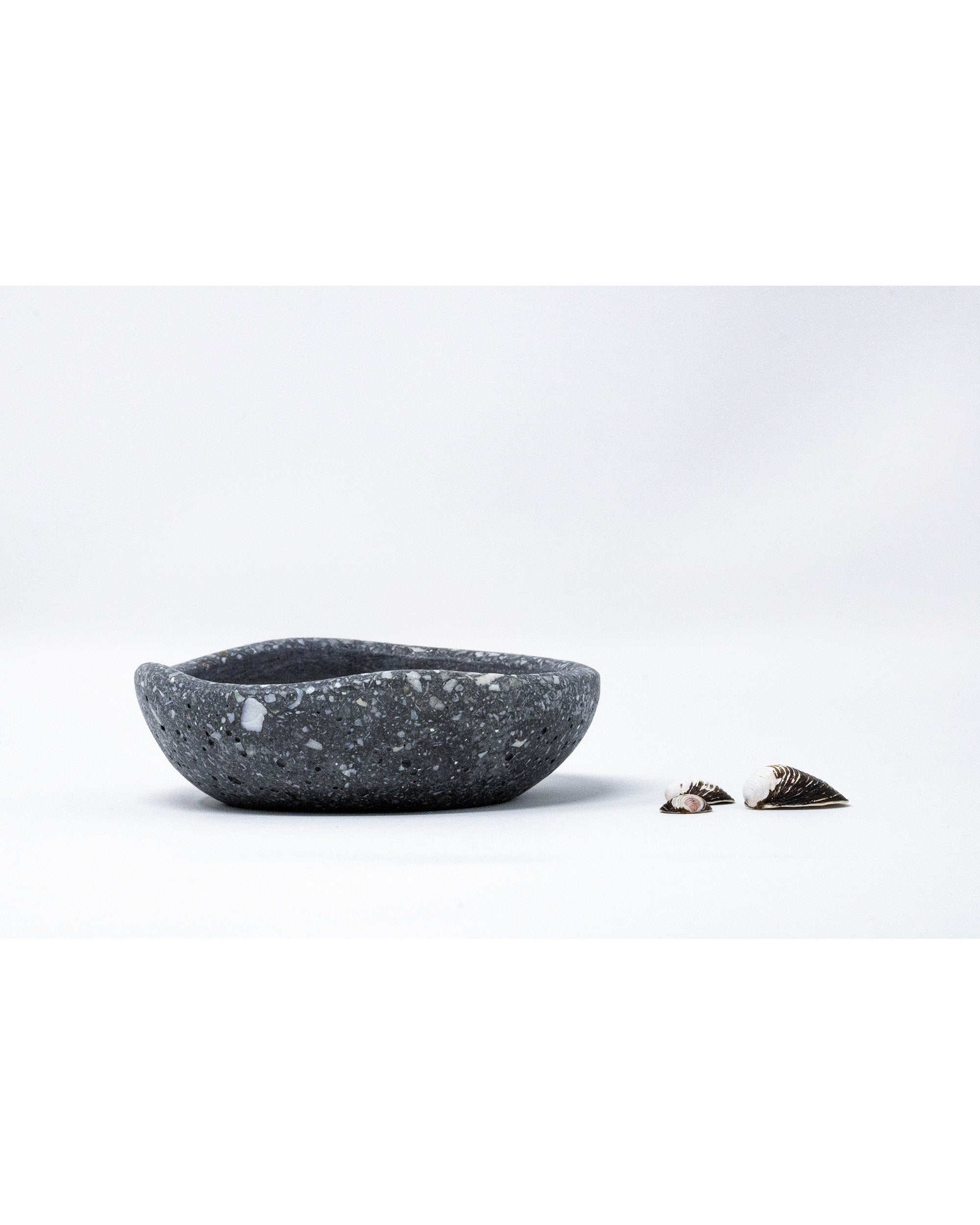 Tiny Bowl Black Salt