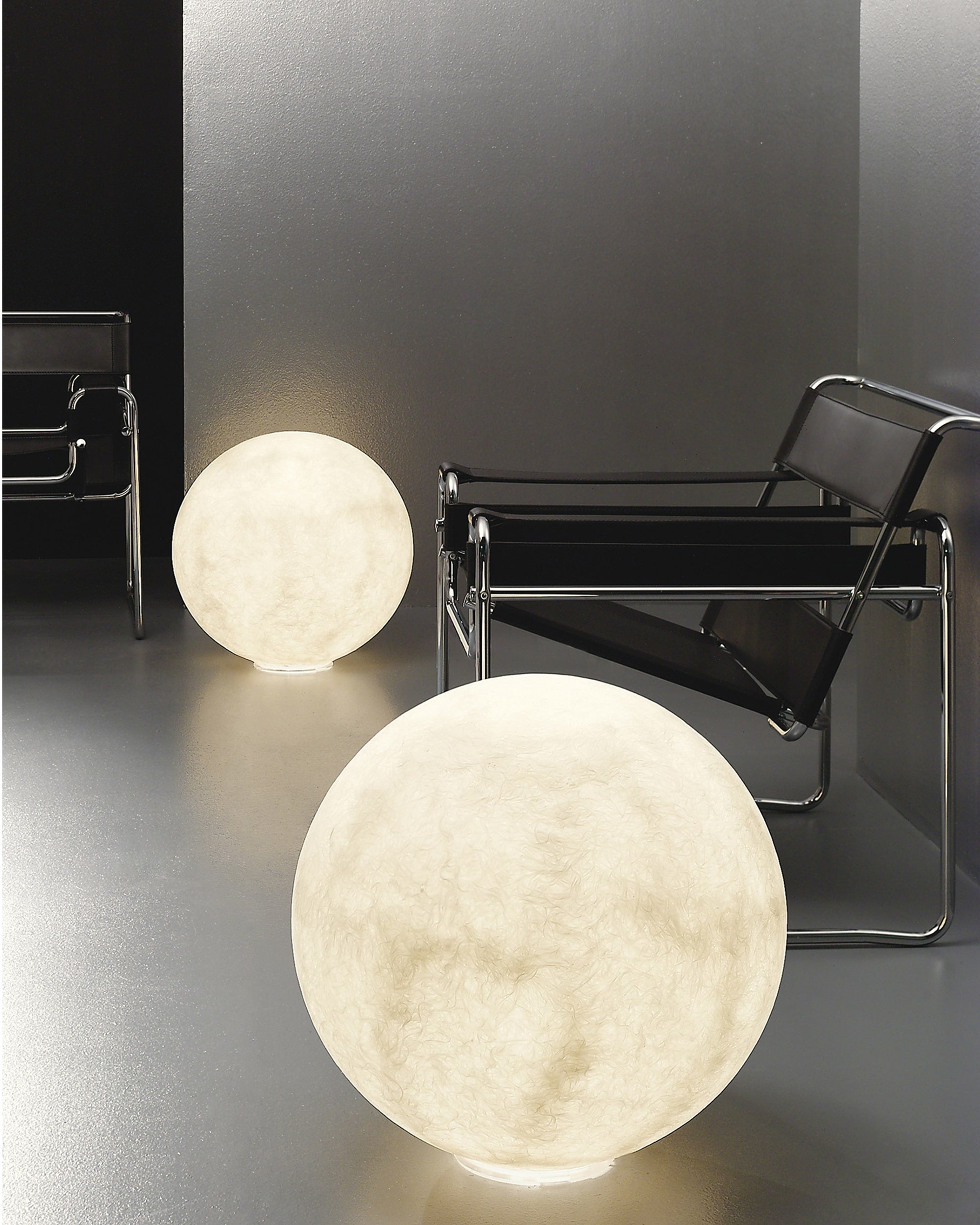 Floor Moon