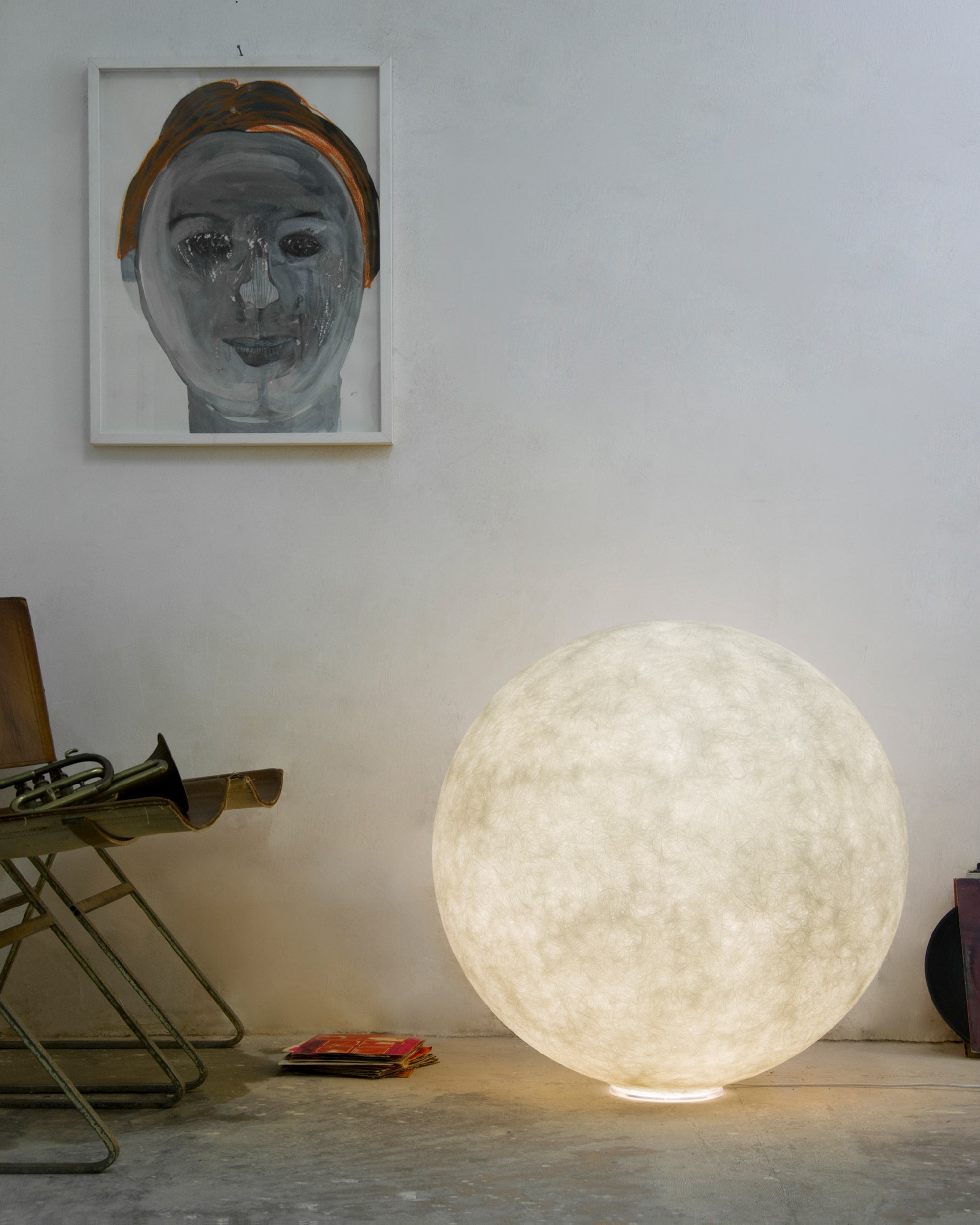 Floor Moon