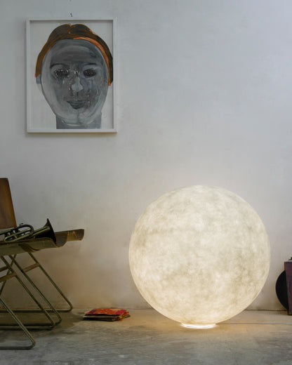 Floor Moon