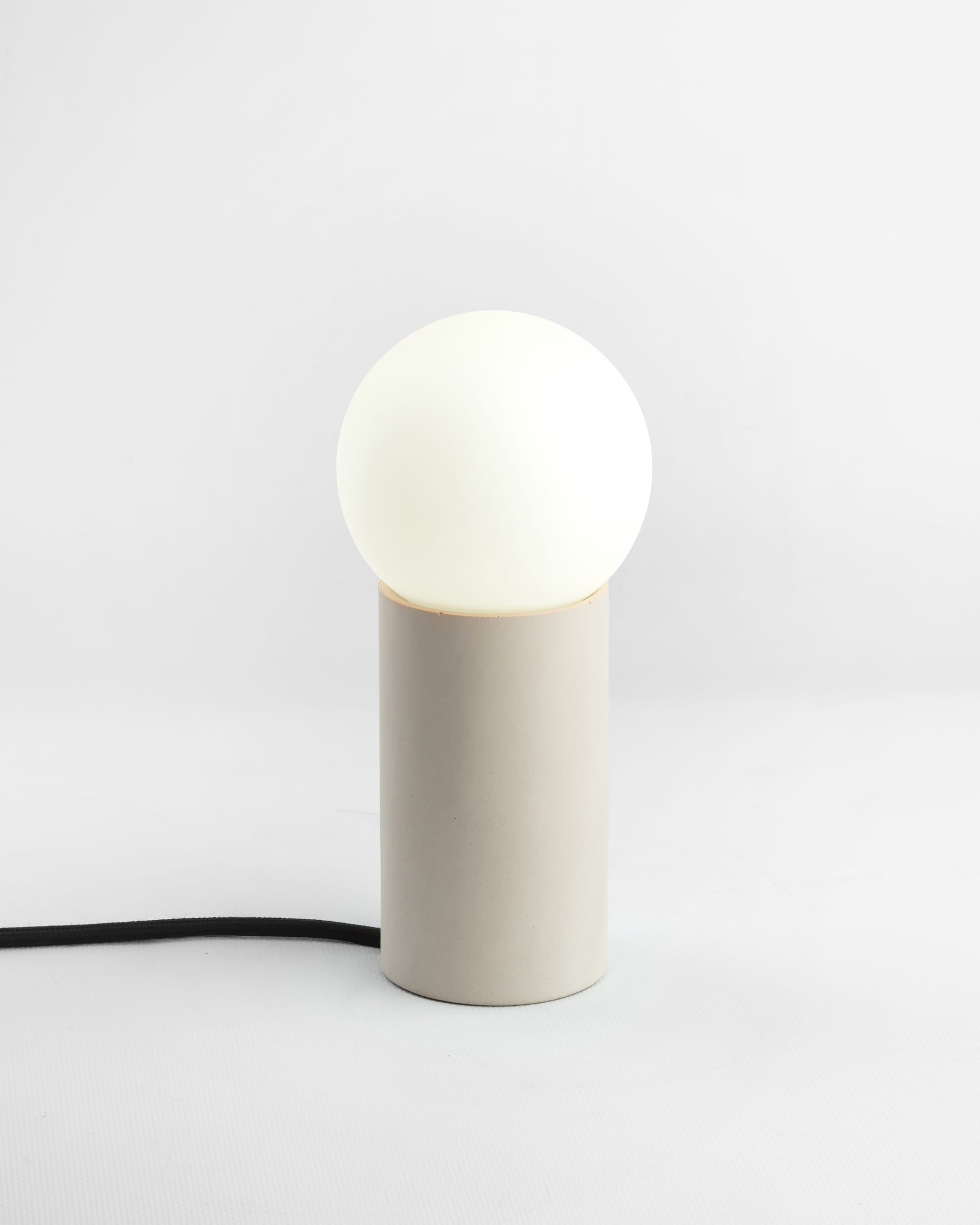 Lena lampada da tavolo