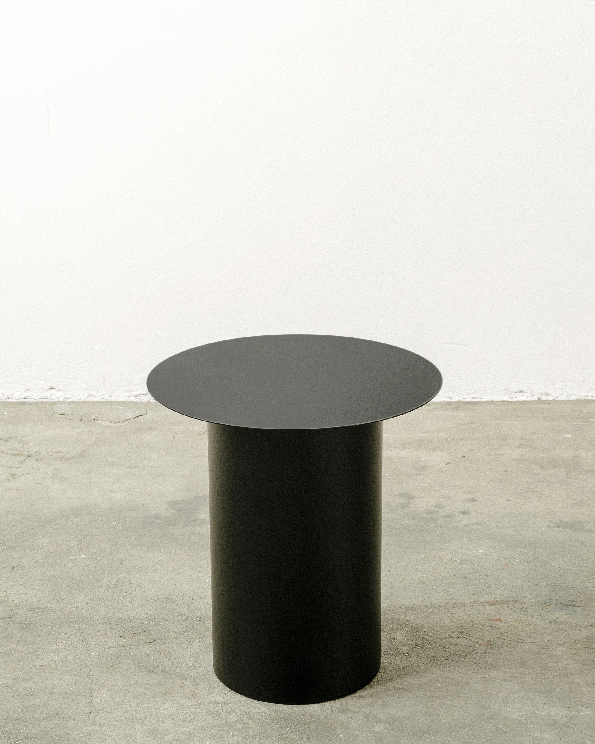 CHIODO 4: Tavolino, sgabello, comodino