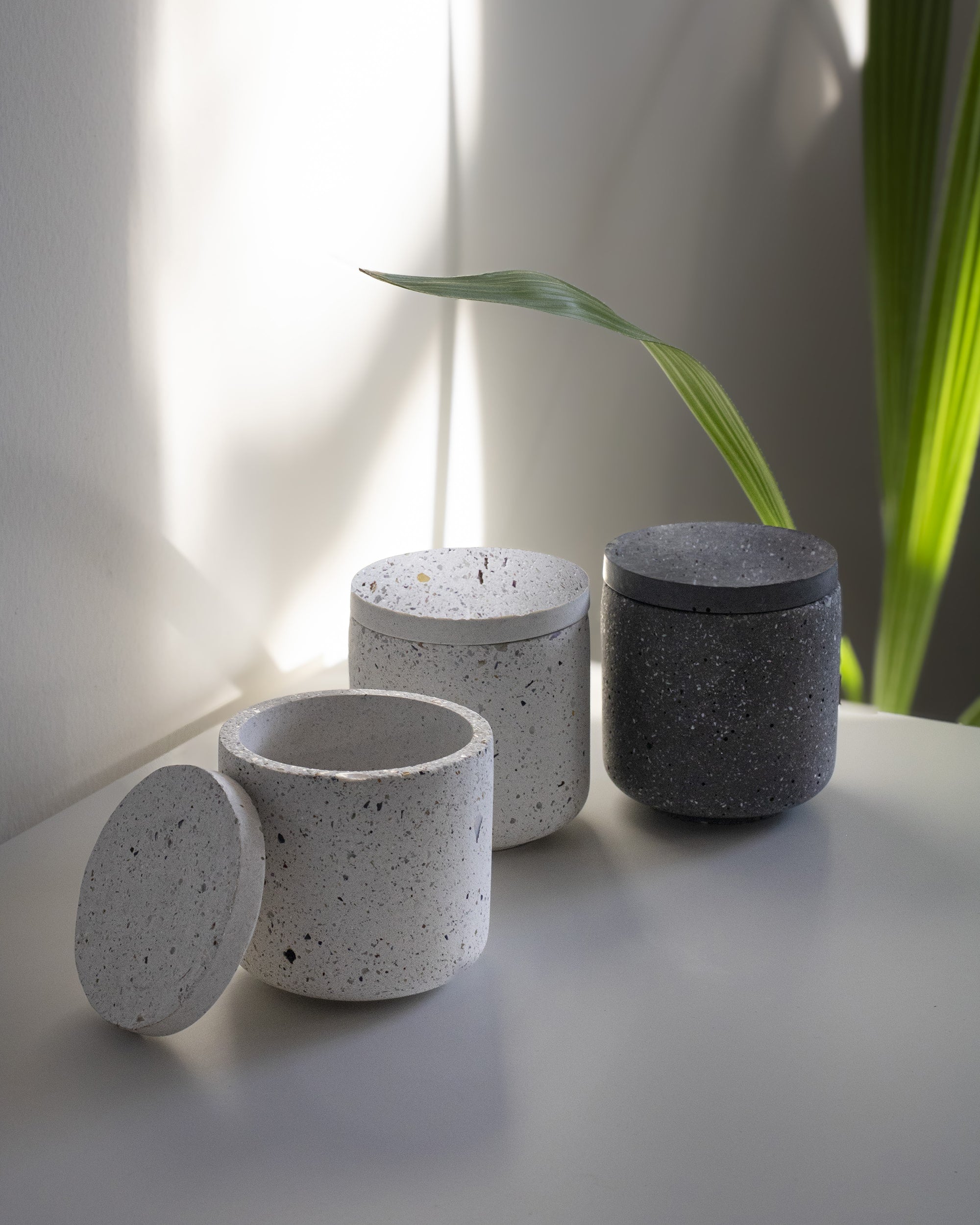 Salsedine Small Jar with lid - nero