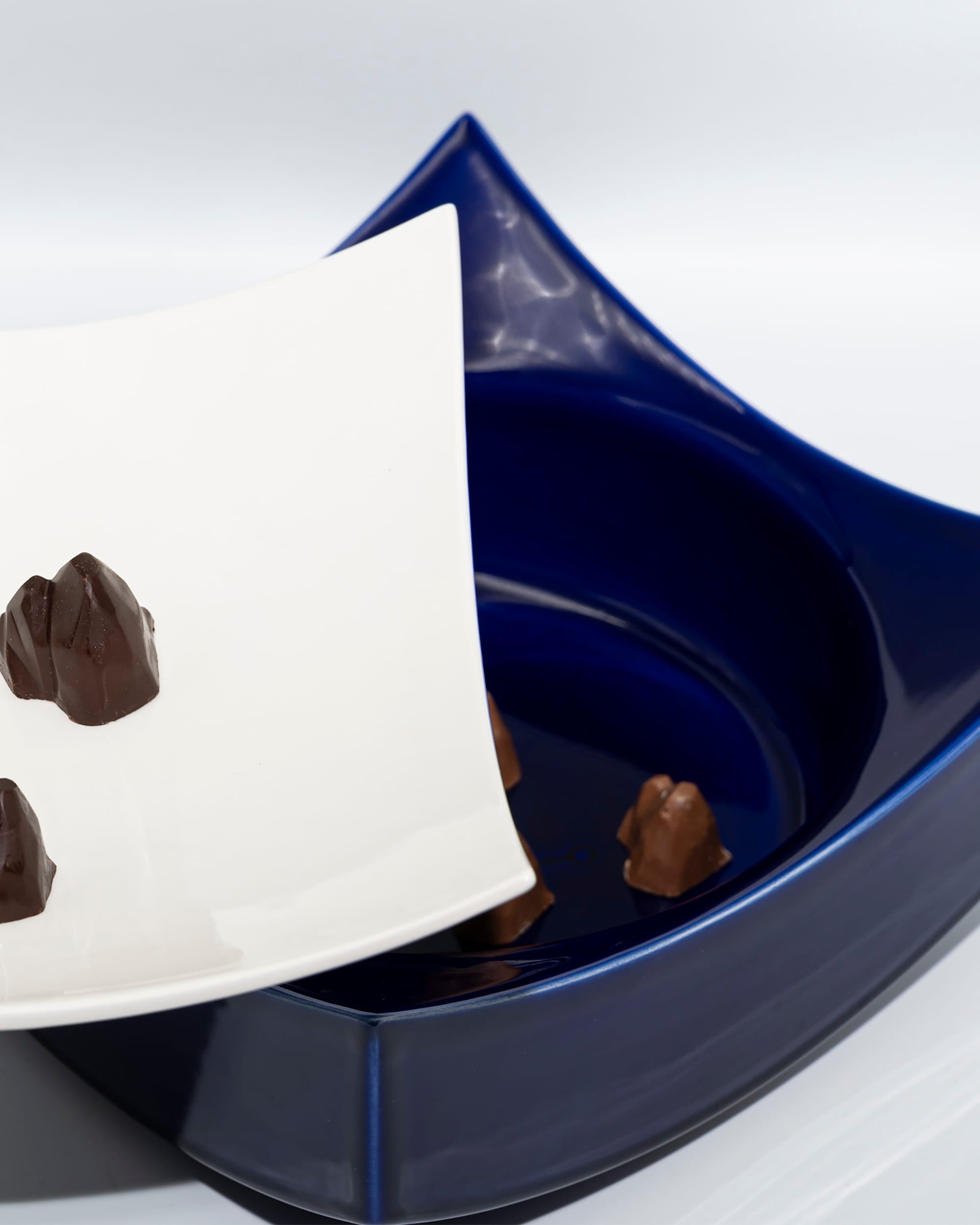 Wave - Contenitore per cioccolatini con vassoio